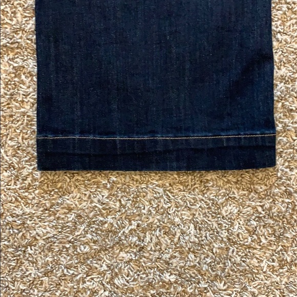 Capri Jean - Picture 4 of 4